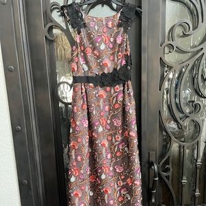 Monique Lhuillier Floral Formal dress